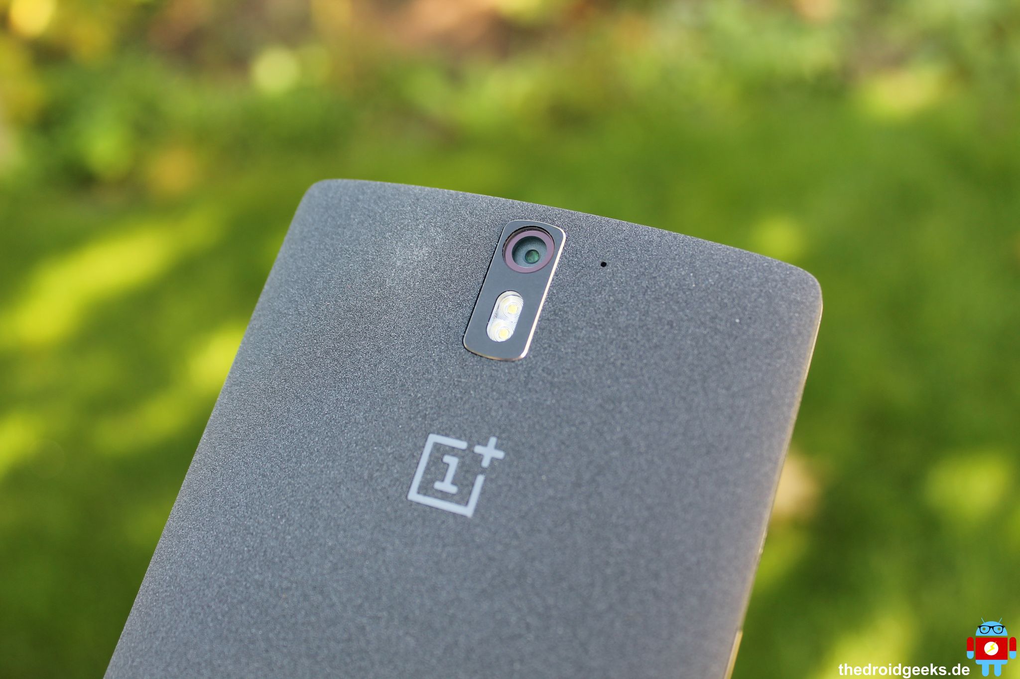 OnePlusOne_01